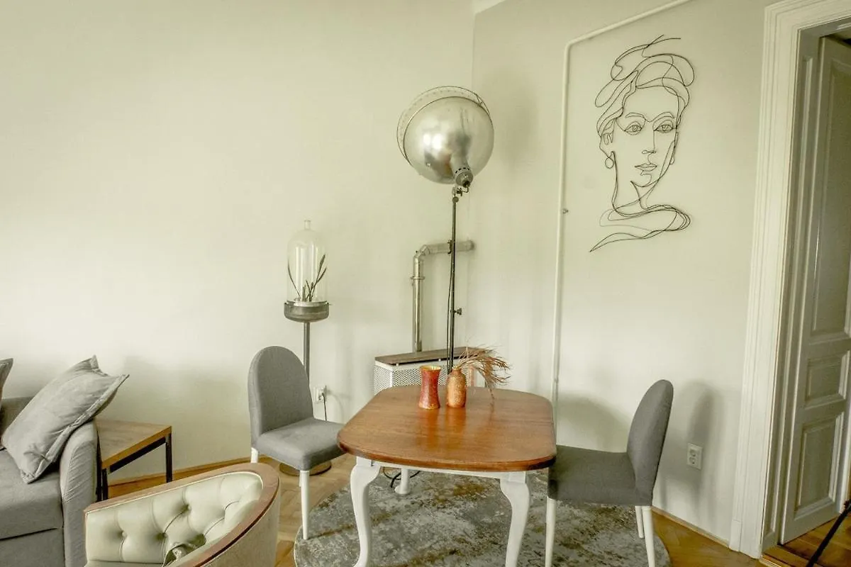 Surflat Apartment Budapest 0*,  Hungary